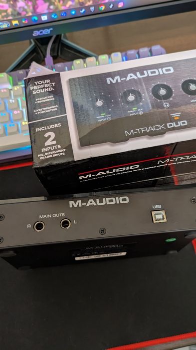Звукова карта M-Audio M-track duo аудіо інтерфейс