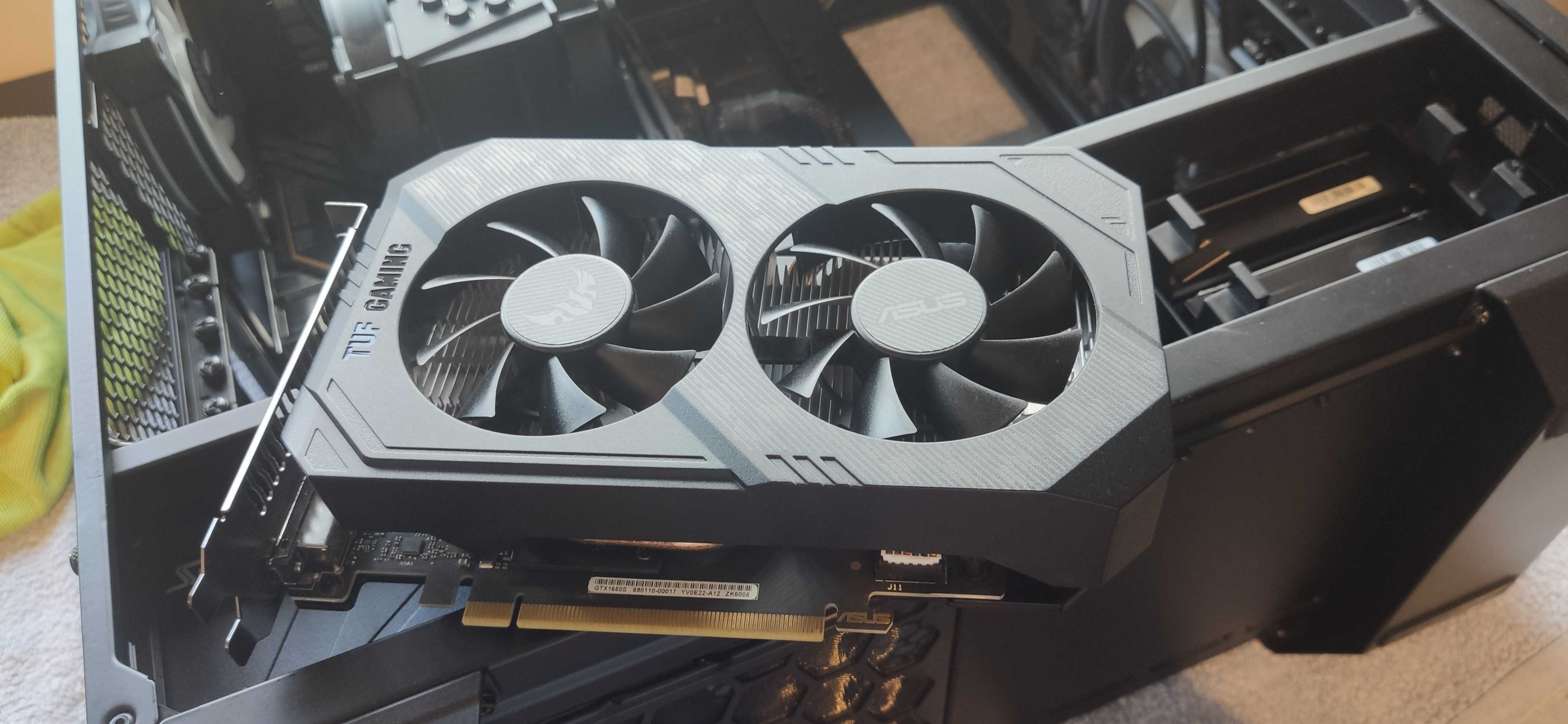 Vendo ASUS NVIDIA GTX 1650 Super TUF Gaming como nova