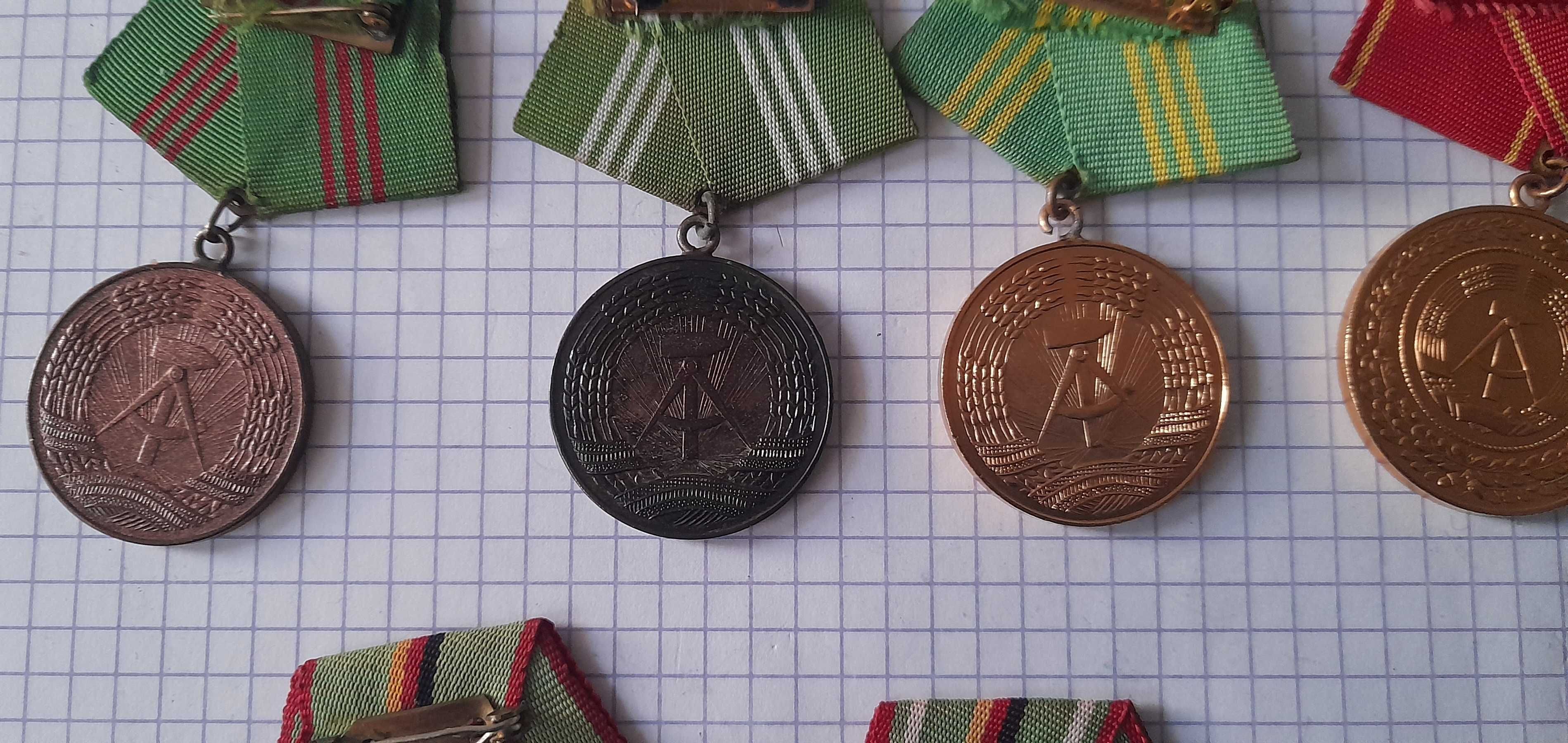 medale policja milicja wschodnioniemiecka NRD (DDR) volkspolizei