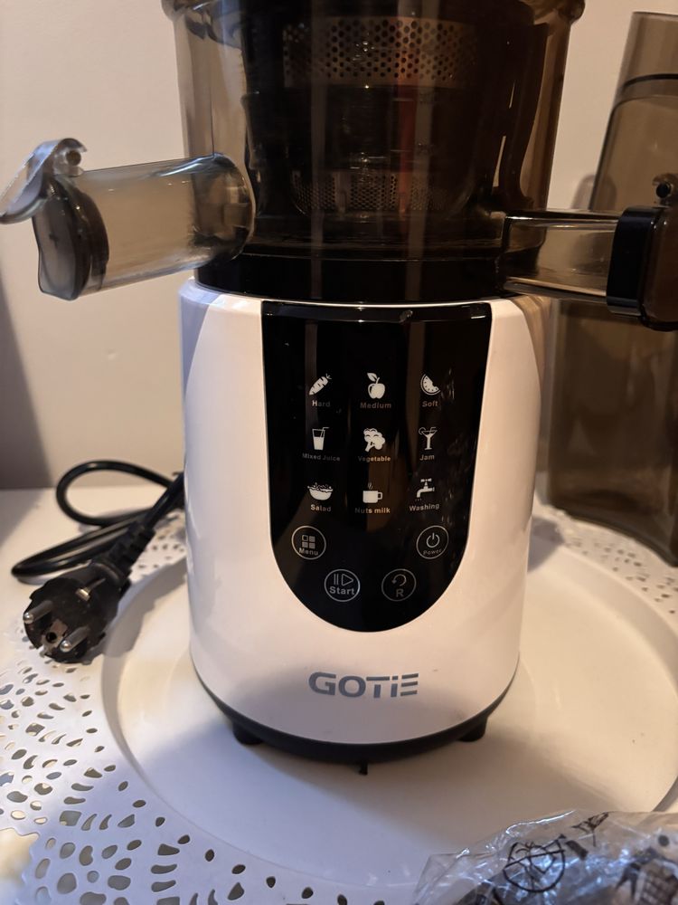 Wyciskarka wolnoobrotowa Gotie GSJ-630