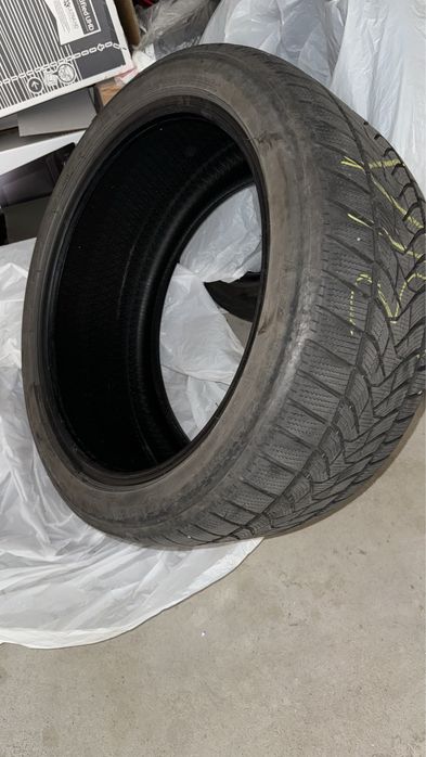 Продам резину Dunlop Winter Sport 275/40 R20, б/у в хорошем состоянии