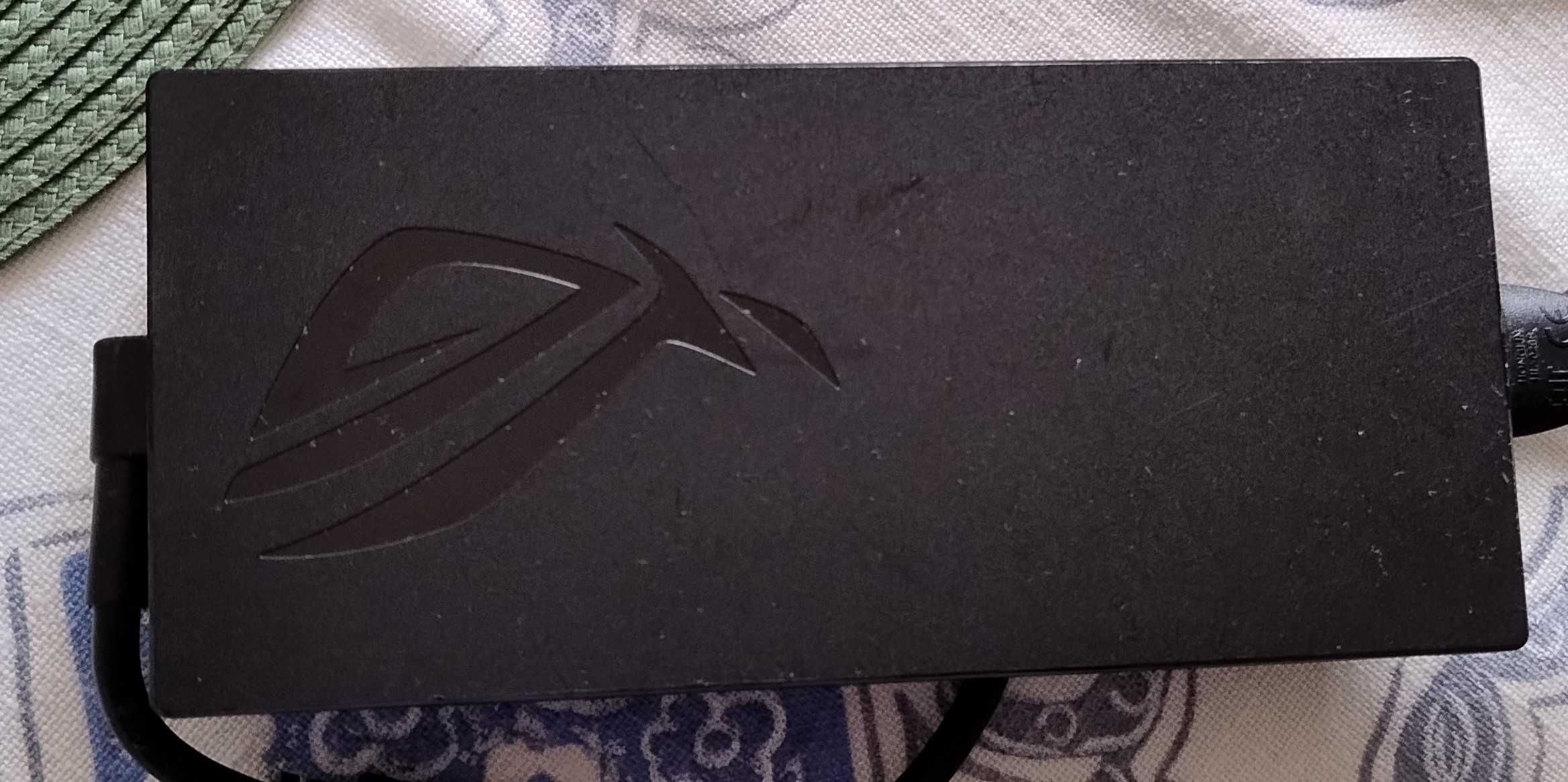 ASUS ROG Strix G16 G614JZ i7-
13650HX/32GB/512GB/RTX4080/W11 165Hz
