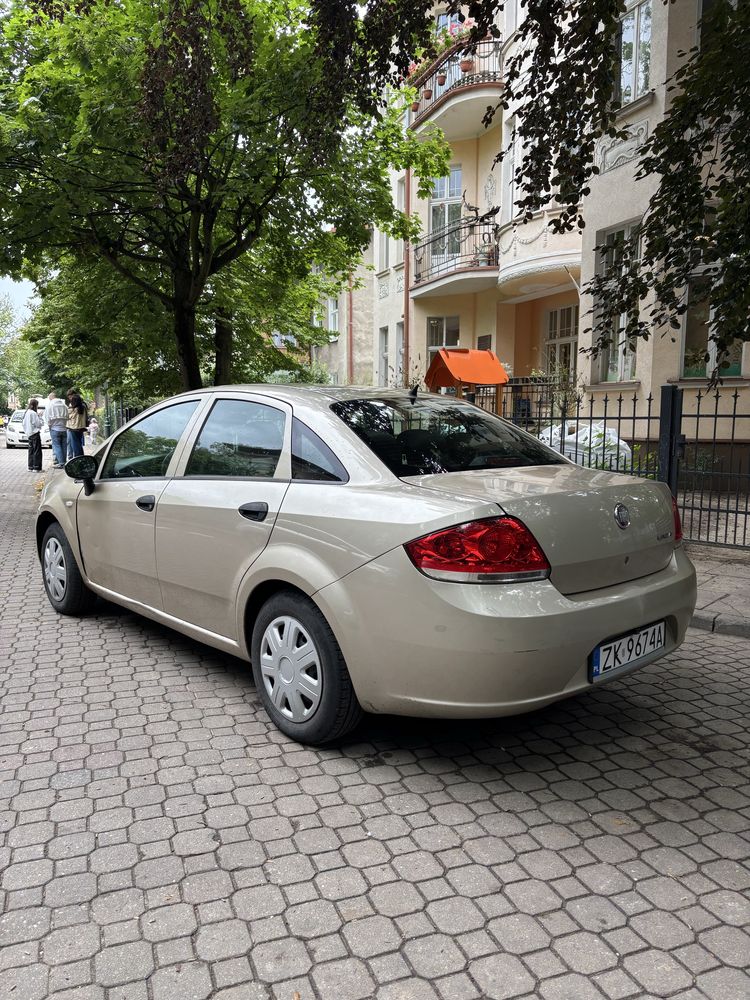 Fiat Linea 1.4 8V 77KM, LPG, niski przebieg