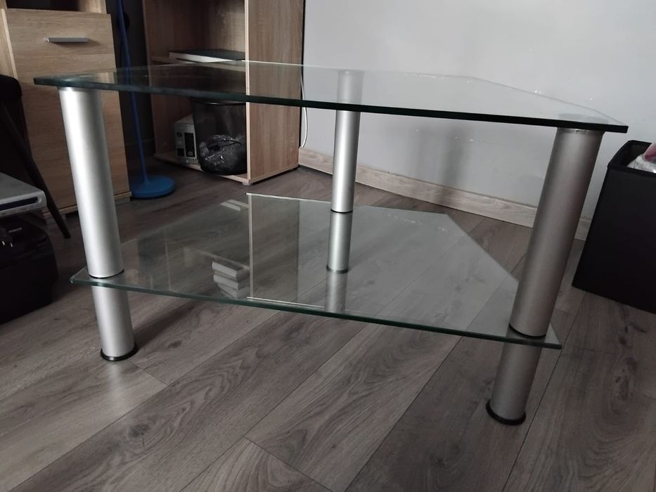 Stolik pod telewizor