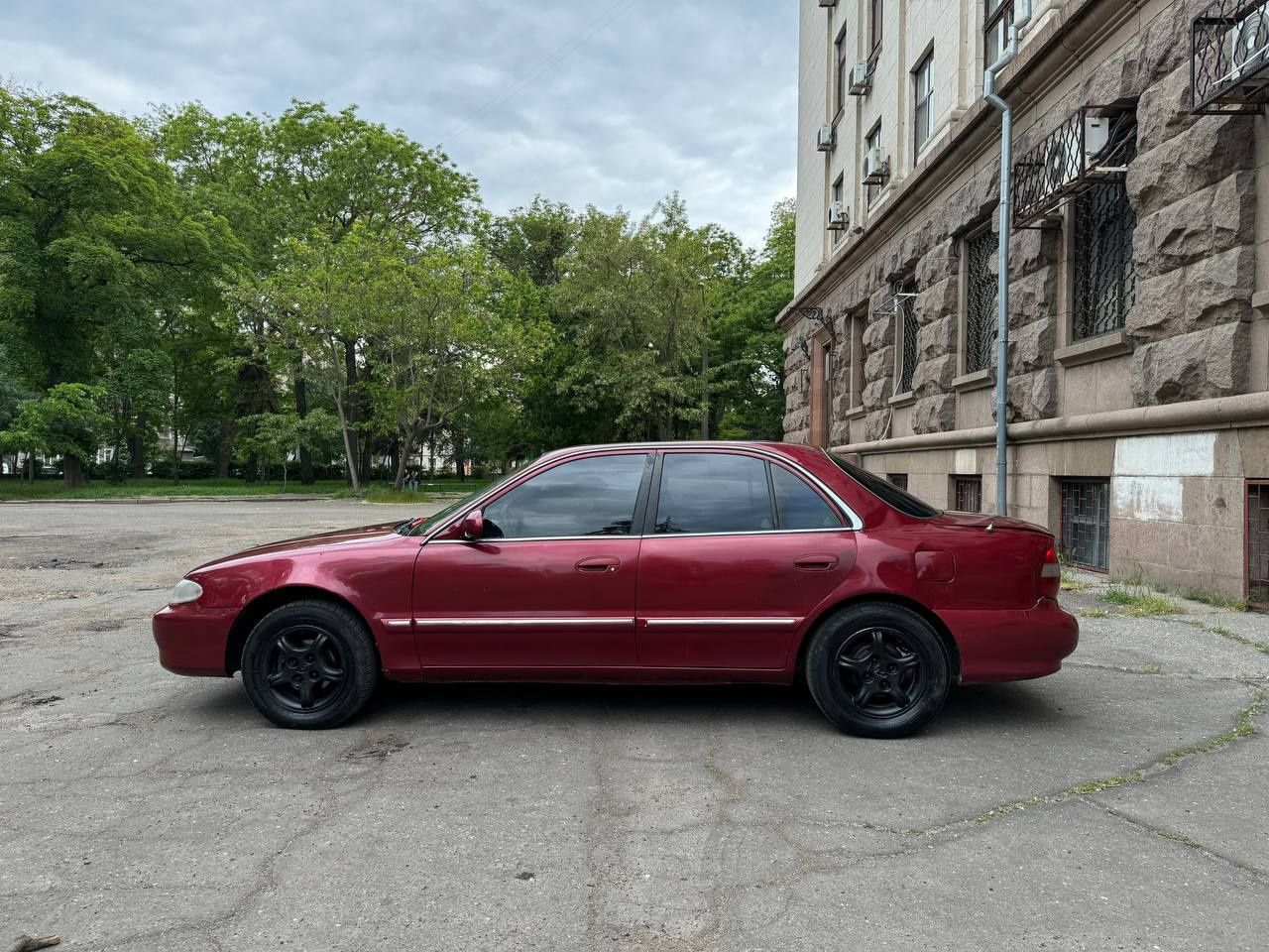 Hyundai sonata 1996