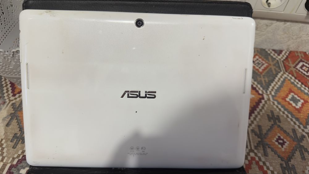 Планшет Asus Memo Pad (ME301T) 16Gb