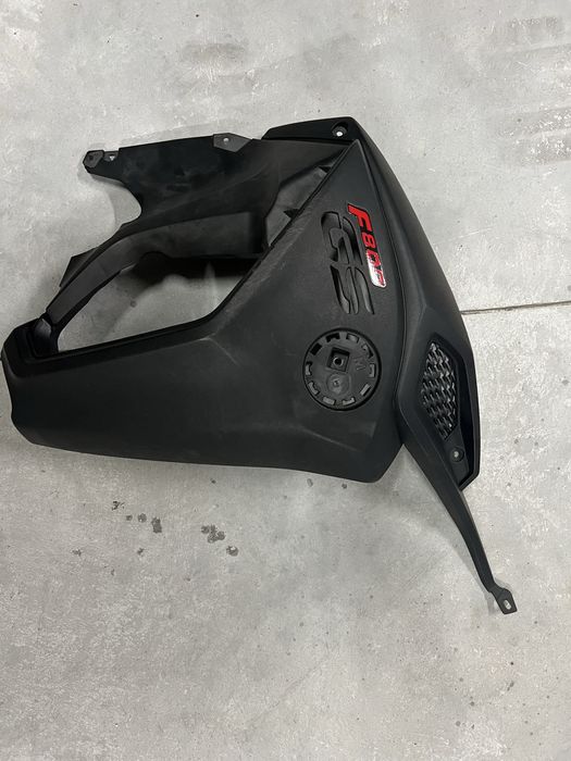 Peça lateral BMW F800GS Adventure