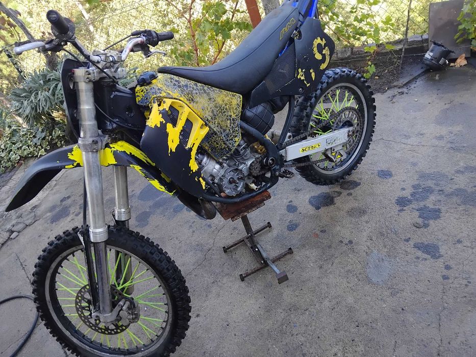 suzuki rm 125 com eletronica queimada levou pistao a 2 depositos