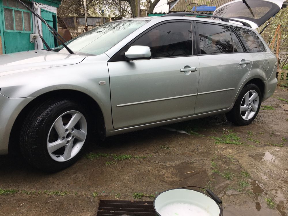 Продам Mazda 6 2005 року 2.0 TD