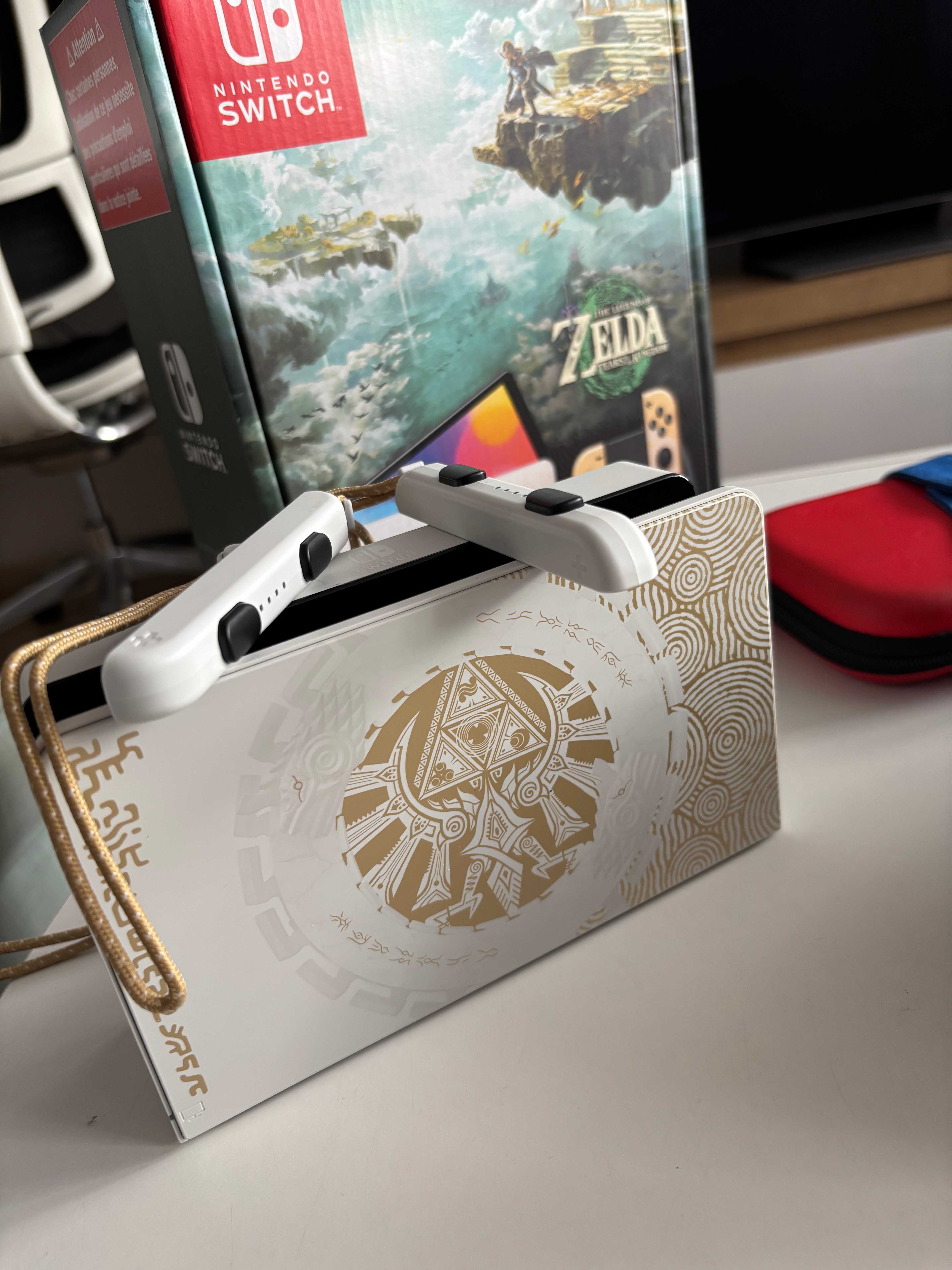 Switch OLED Zelda Edition z kartą pamięci 265 GB i etui Mario