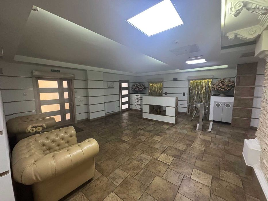 Оренда офісного приміщення на Слов'янці