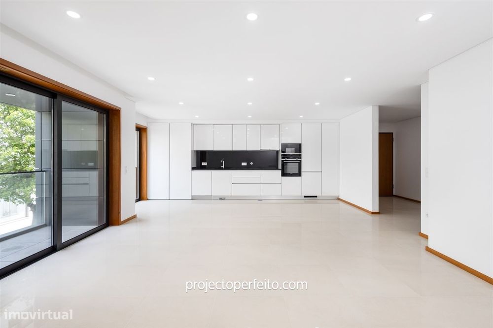 Apartamento T2 Arrendamento em Espinho,Espinho