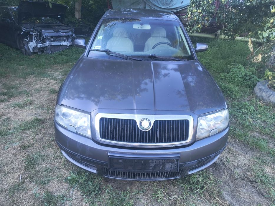 Skoda Superb 1 części