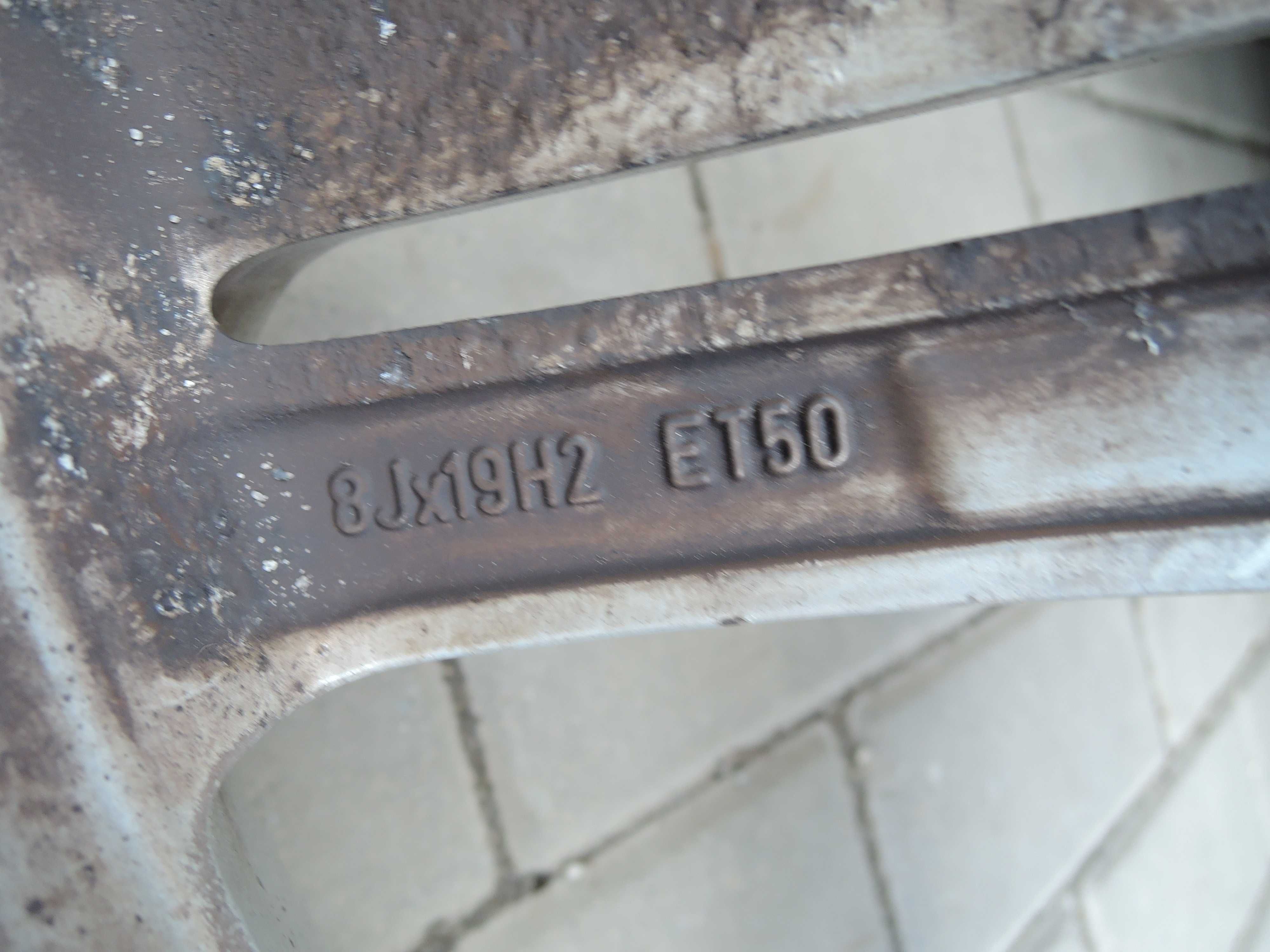 Felgi VW GOLF 6 R  19 5X112  et 50   orginał   komplet