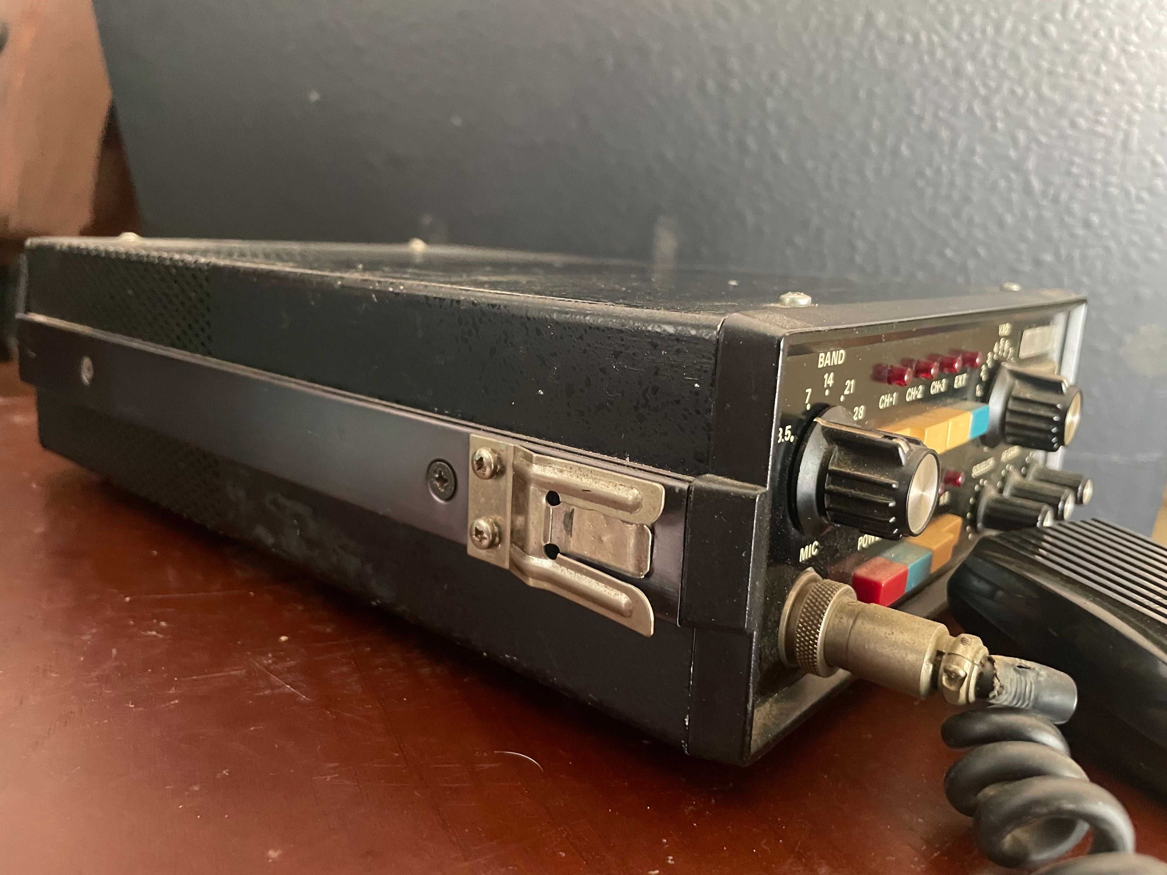 Rádio Amador Yaesu FT-75B Rádio de 1971