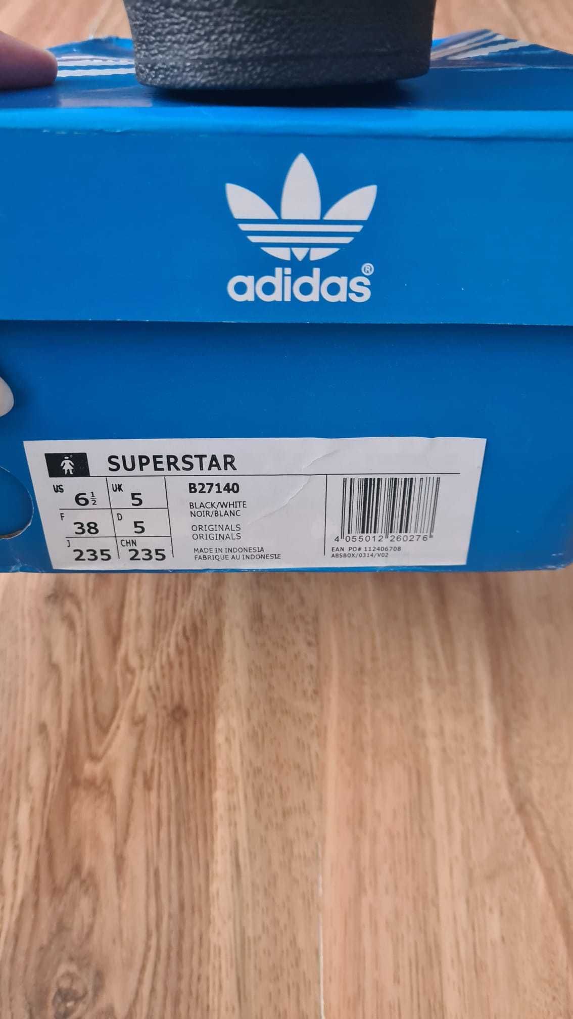 Adidas Superstar