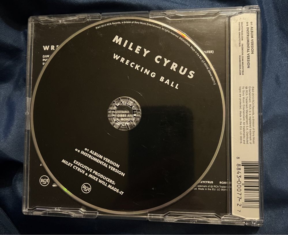 Miley Cyrus - Wrecking Ball - cD single