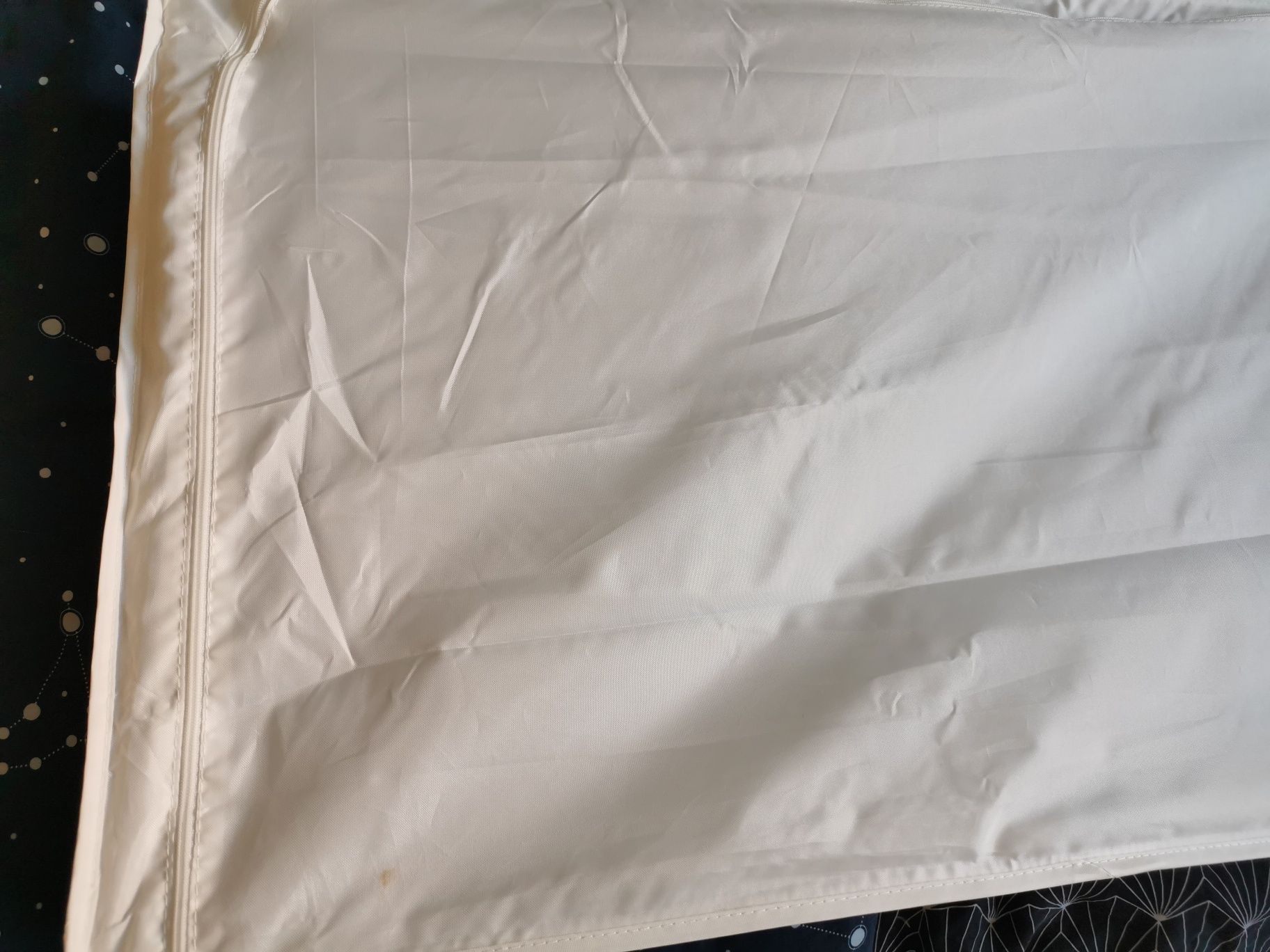 Ikea Skubb pojemnik na pościel ubrania biały