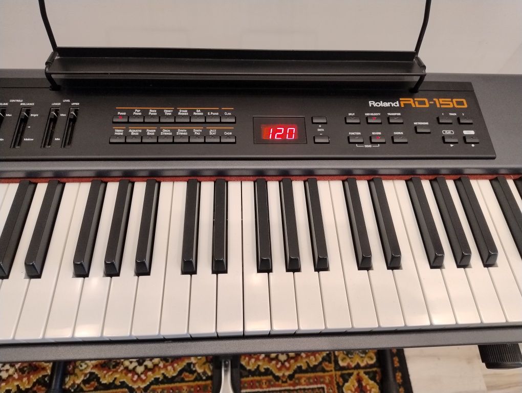 Pianino cyfrowe / stage piano Roland RD150