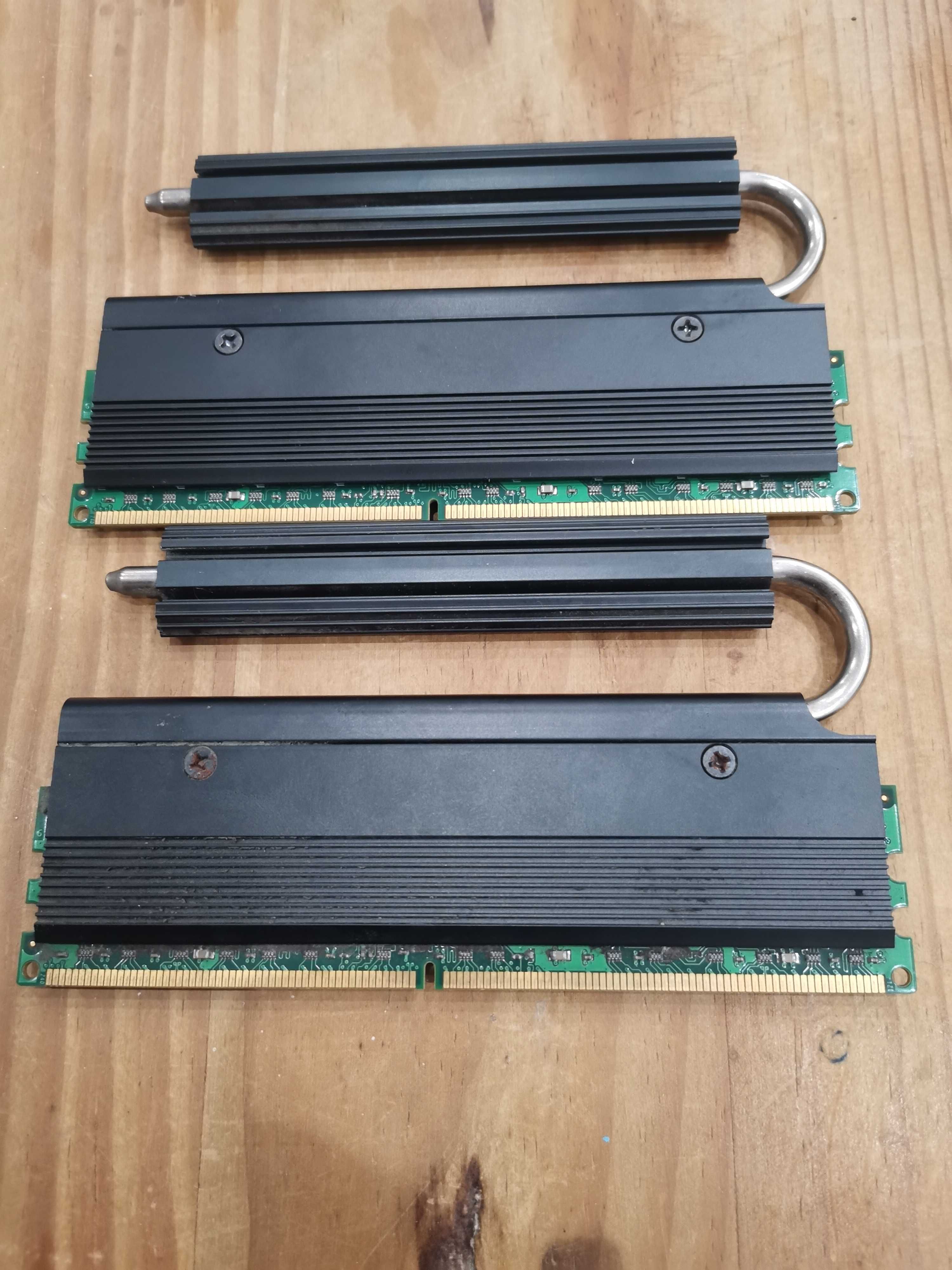 Memória DDR2 2x1GB OCZ Reaper Series PC2 8500