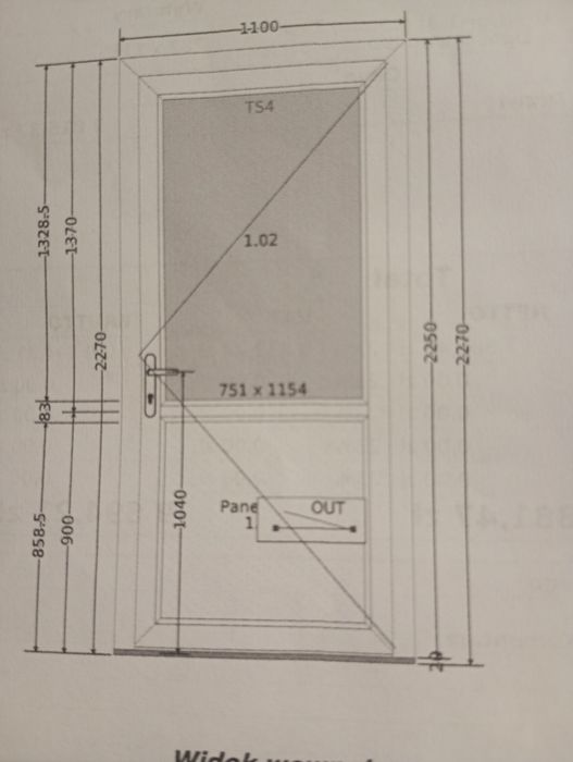 Witryna wewnątrz-sklepowa.