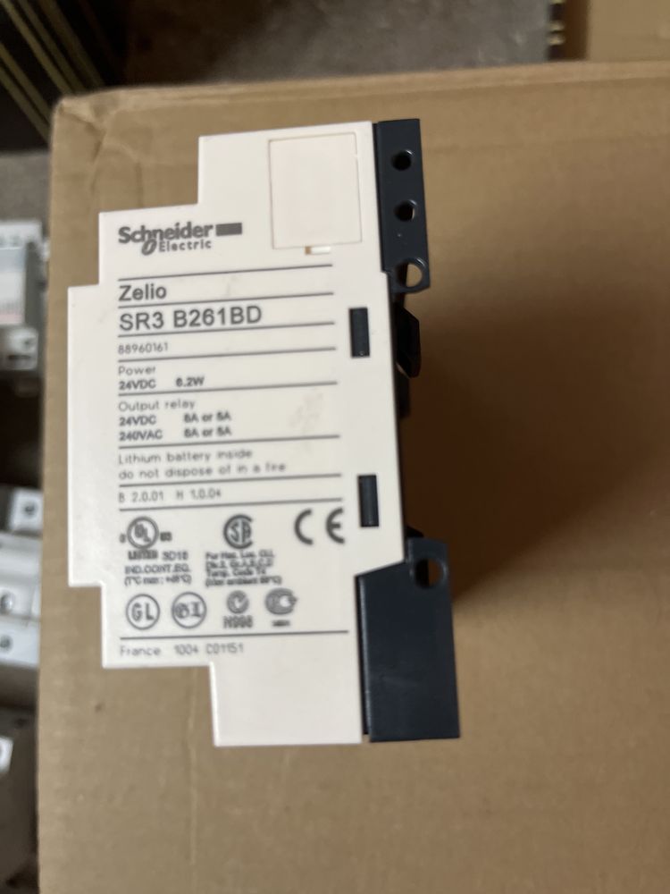 Przekaźnik Schneider Electric 24 V IP20 10 A