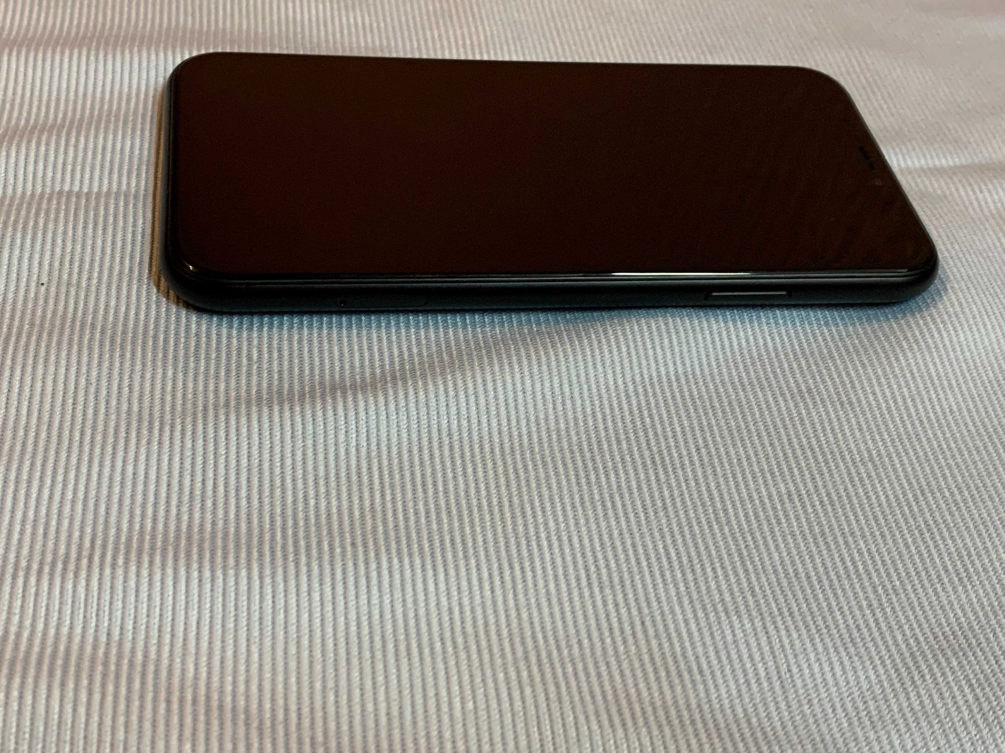 Apple Iphone XR 64 Гб айфон телефон