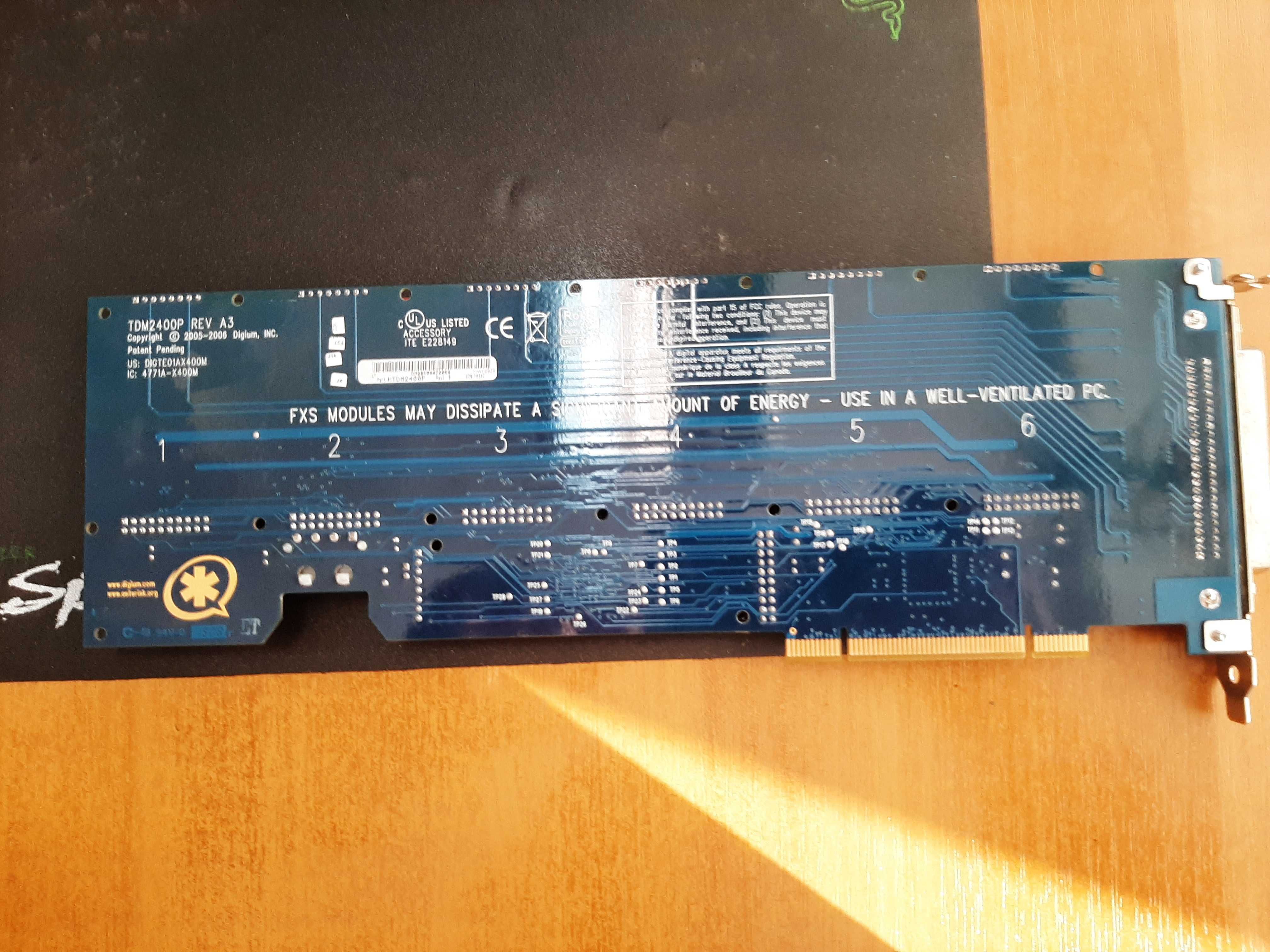 Digium плата FXO FXS    TDM2400P