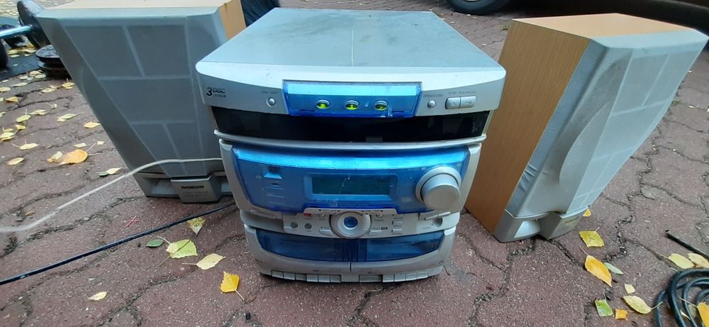 Mini wieża  kolumny thomson