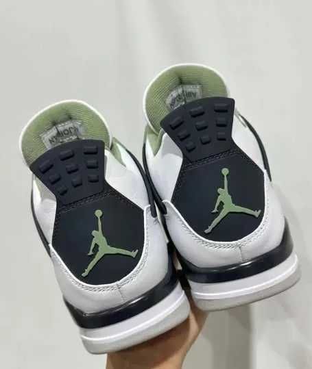 Buty damskie Trampk Jordan 4 Retro zielony R.42