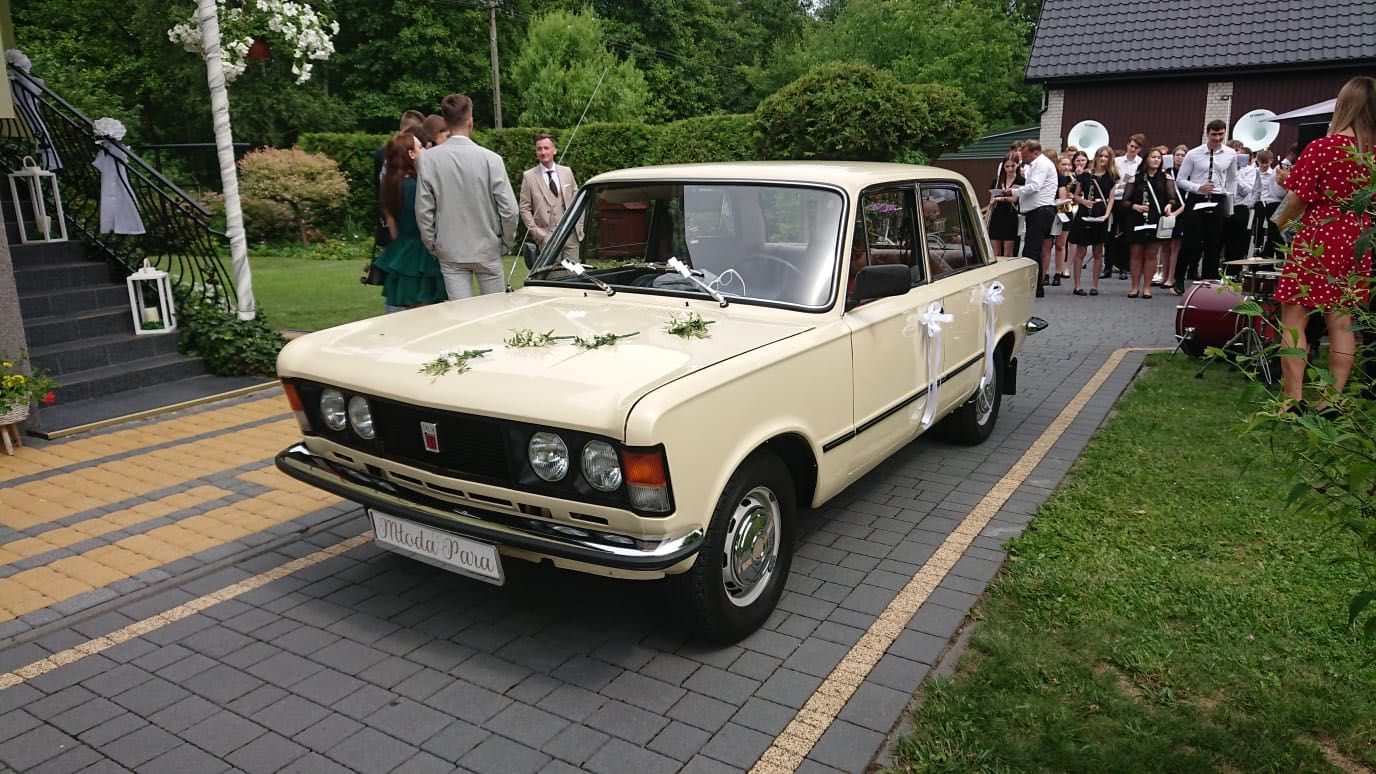 Fiat 125p do ślubu