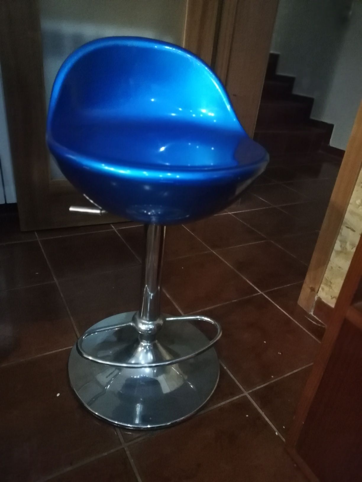 Cadeira alta azul