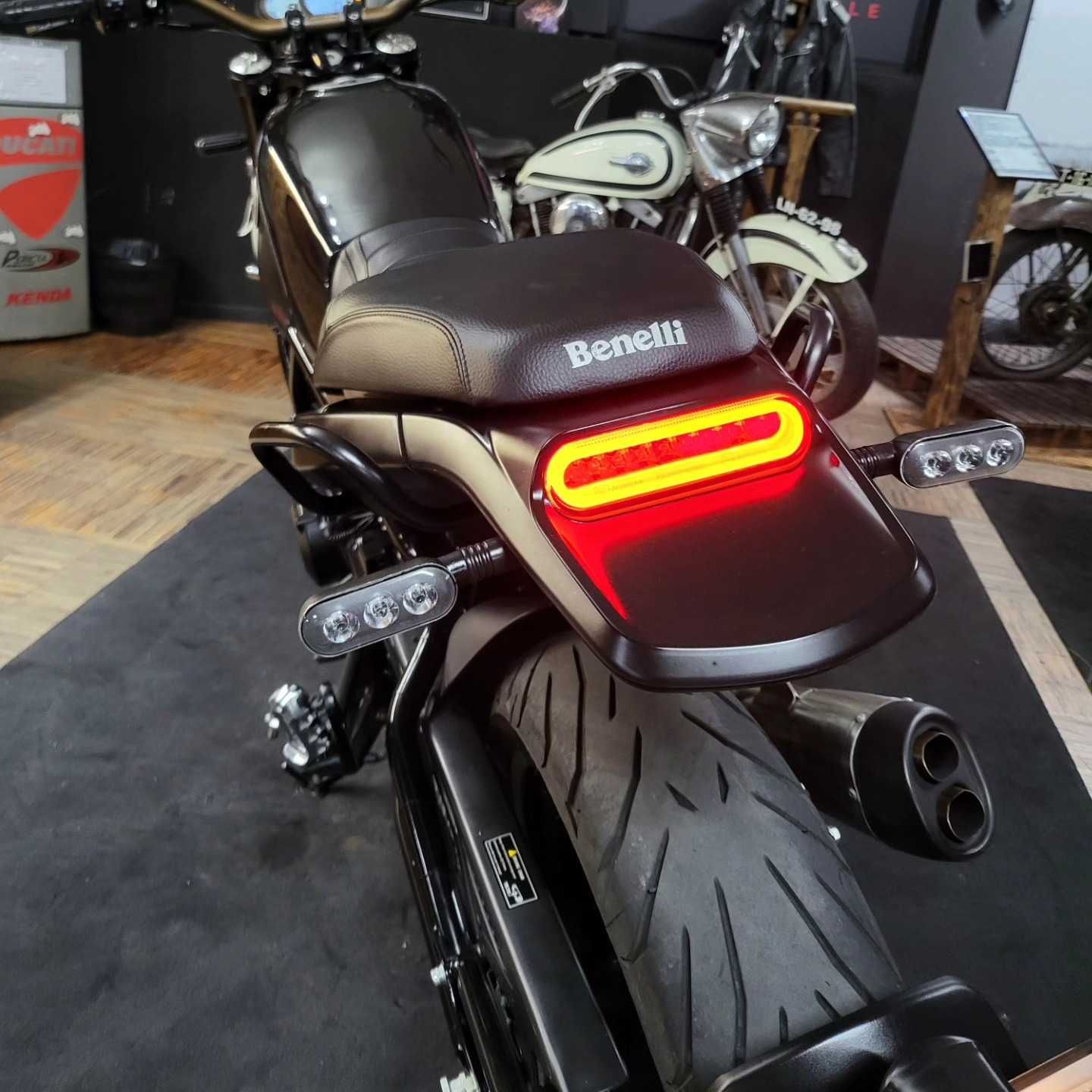 Benelli Leoncino 500