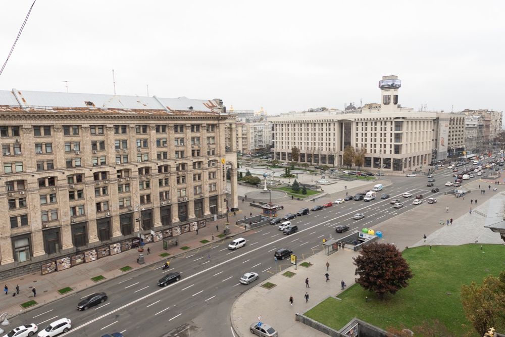 Видова квартира на Майдані, Хрещатик 13
