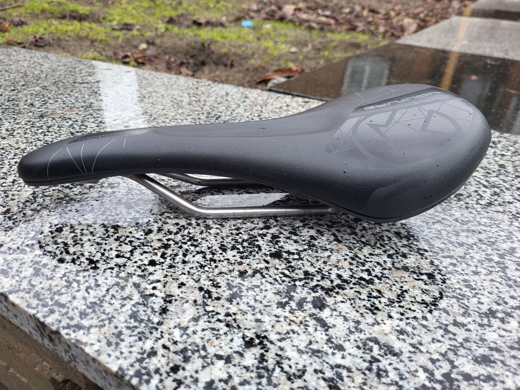 E bike Сідло PRO Volture, чорне, 142 mm