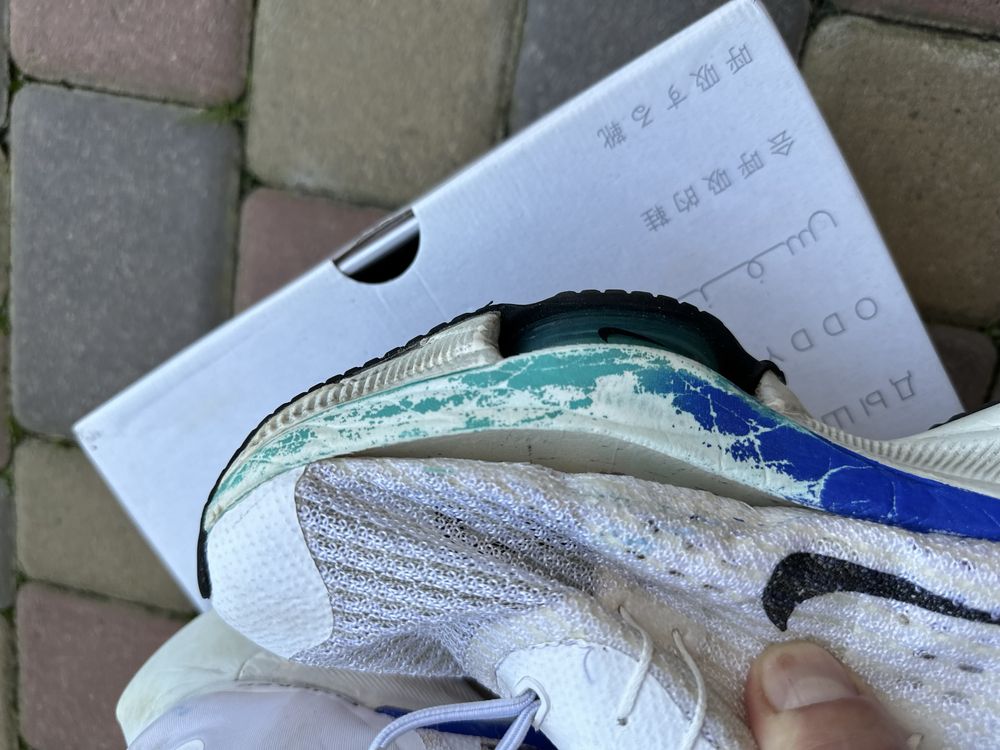 Кросовки Nike Air Zoom Tempo 41/26,5 см