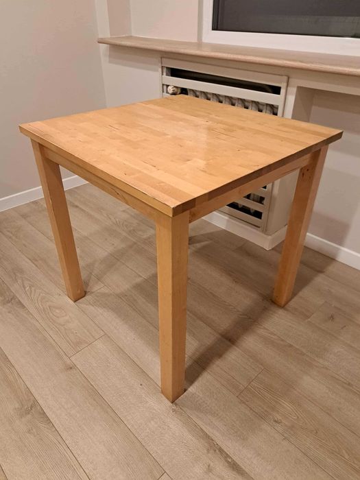 Mały stół stolik drewniany kwadratowy 74x74x74,5 ikea  biurko