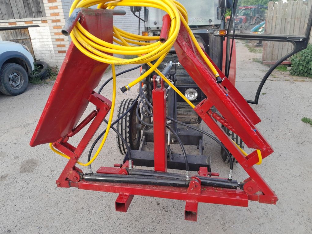 Massey Ferguson 135 V / 255 sadowniczy, sadownik