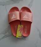 Klapki damskie  Guess