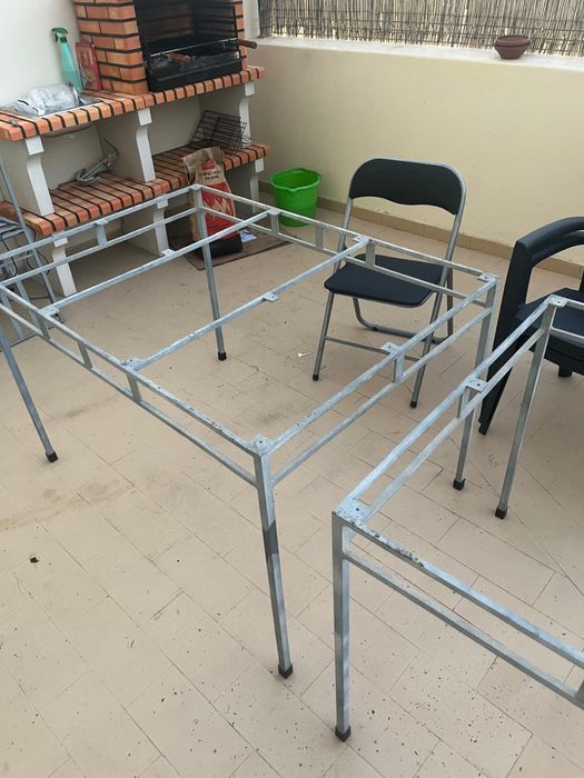 Mesas e cadeiras ferro forjado