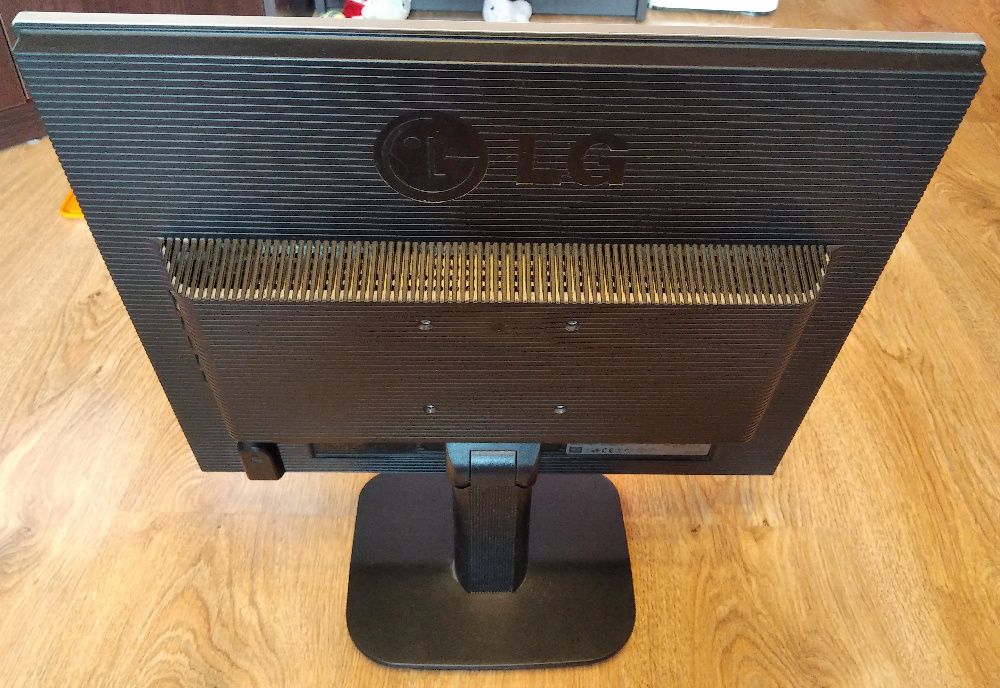 Monitor LG Flatron L1918S - 19" VGA