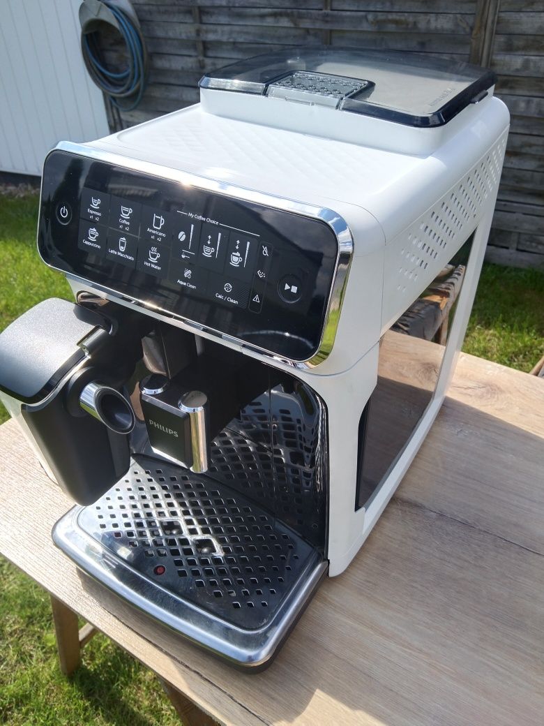 Ekspres Philips Latte Go EP 3243/50