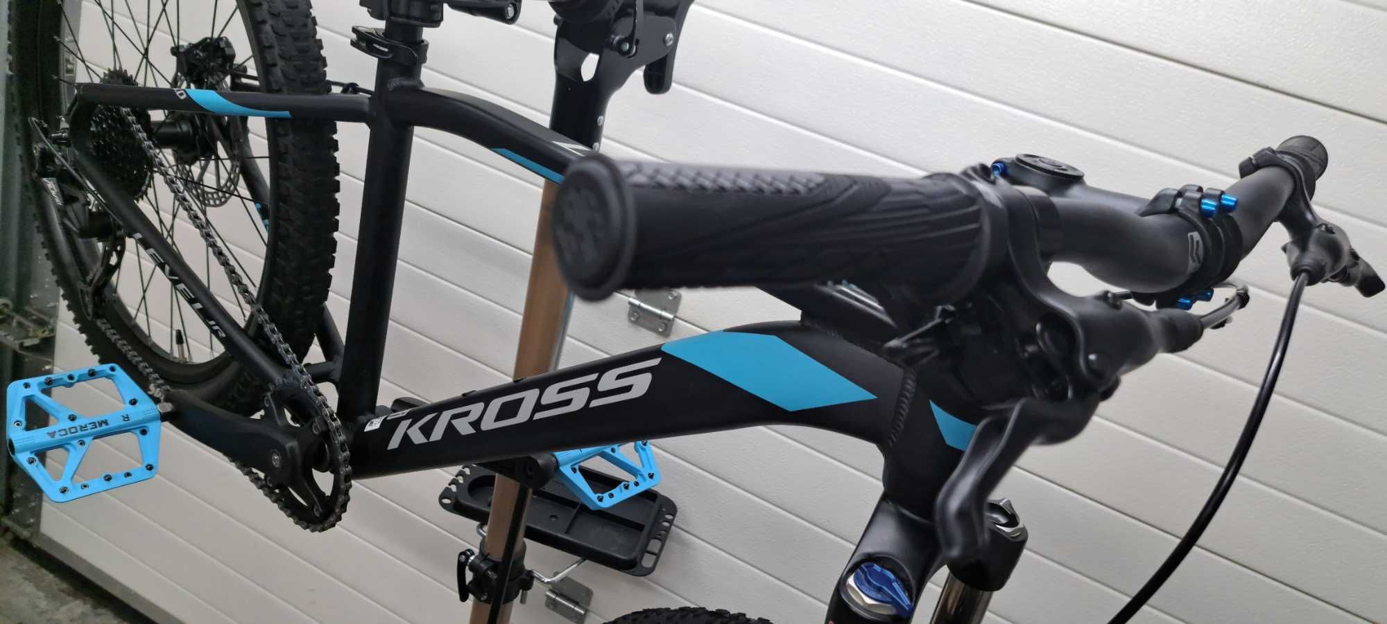 Kross LEVEL 3.0 Jr Replica 24" PRO Junior hamulce tarczowe hydr. 130km
