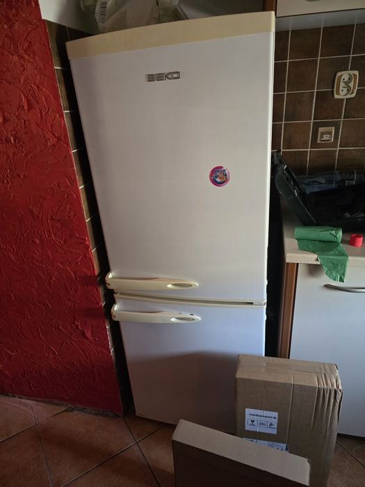 Lodówka  firmy beko