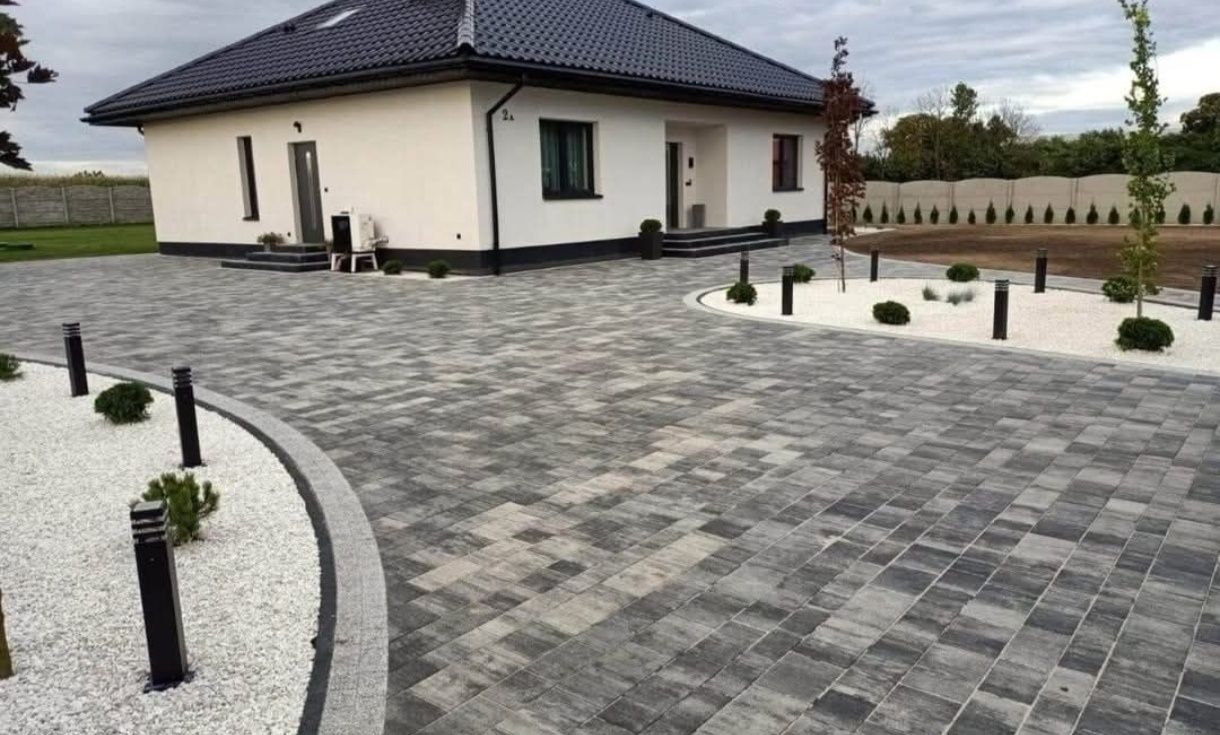 Układanie kostki brukowej