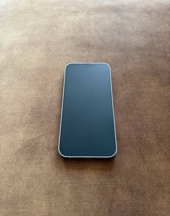 iPhone 14 / 256 GB / księżycowa poświata