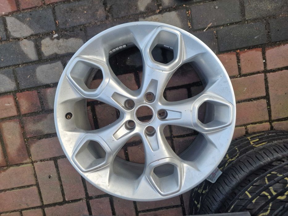 Felga Alum Aluminiowa Ford Kuga R19 5X108 et52.5
