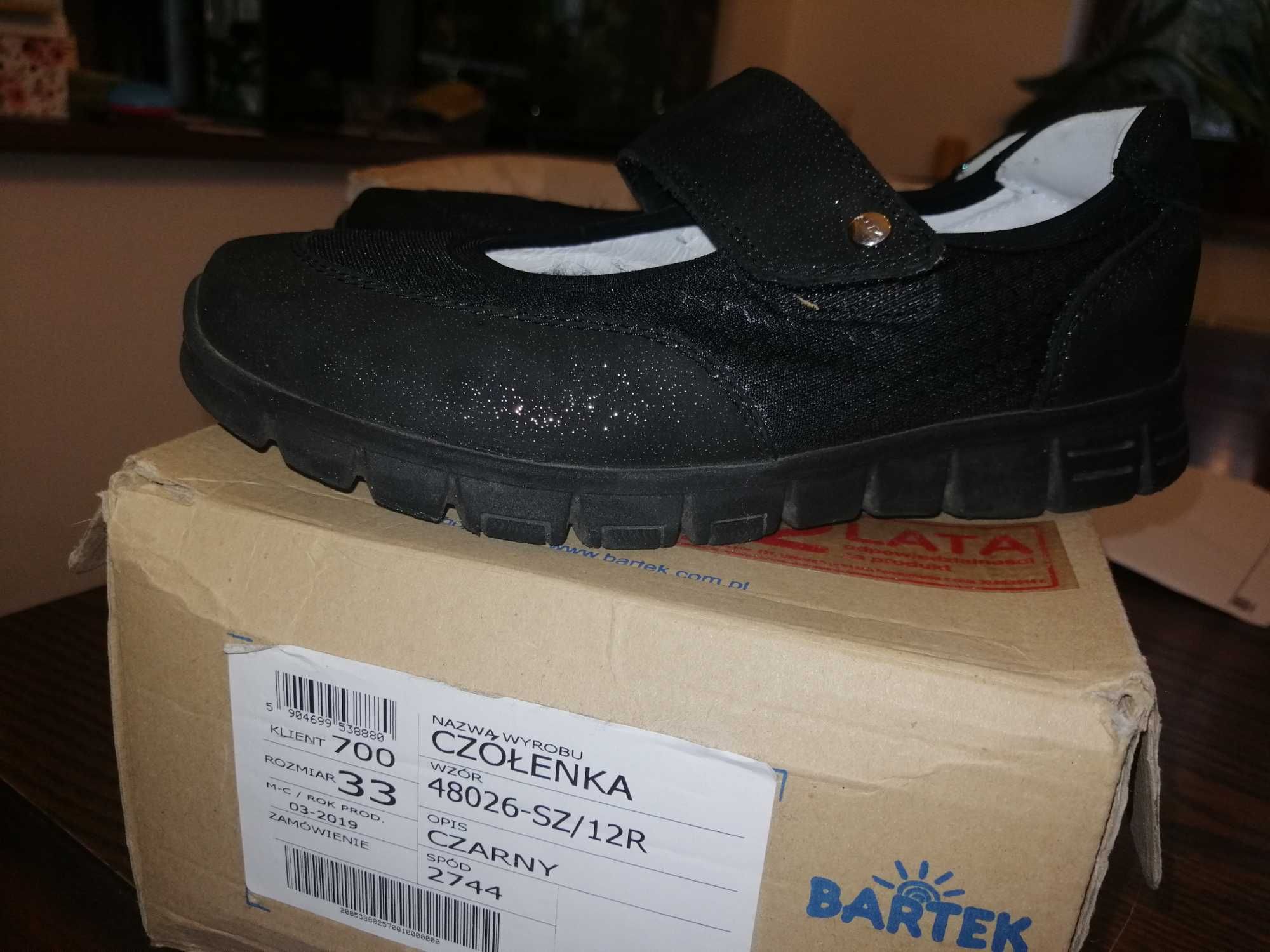 Czółenka, buty dziewczęce firmy Bartek