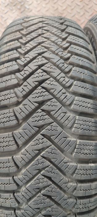 Шини зимові 165/65 P14 Laufenn