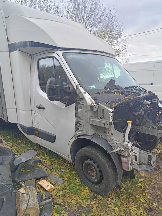 Master III kabina z ramą - 18r